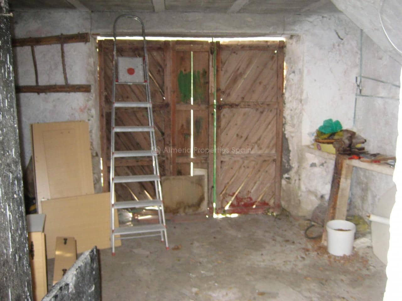 6 bedroom Townhouse for sale in Cobdar - € 95,500 (Ref: 4424711)