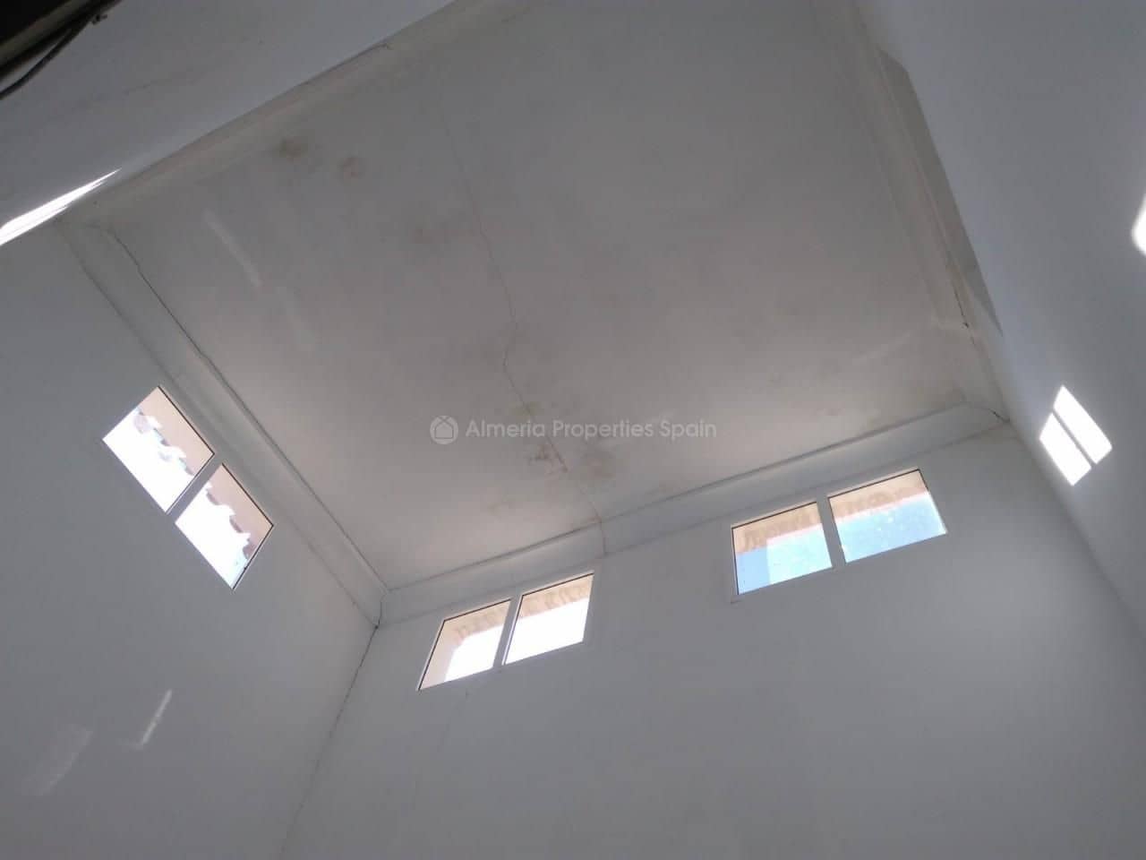 9 makuuhuone Omakotitalo myytävänä paikassa Albanchez - 85 000 € (Ref: 4441046)