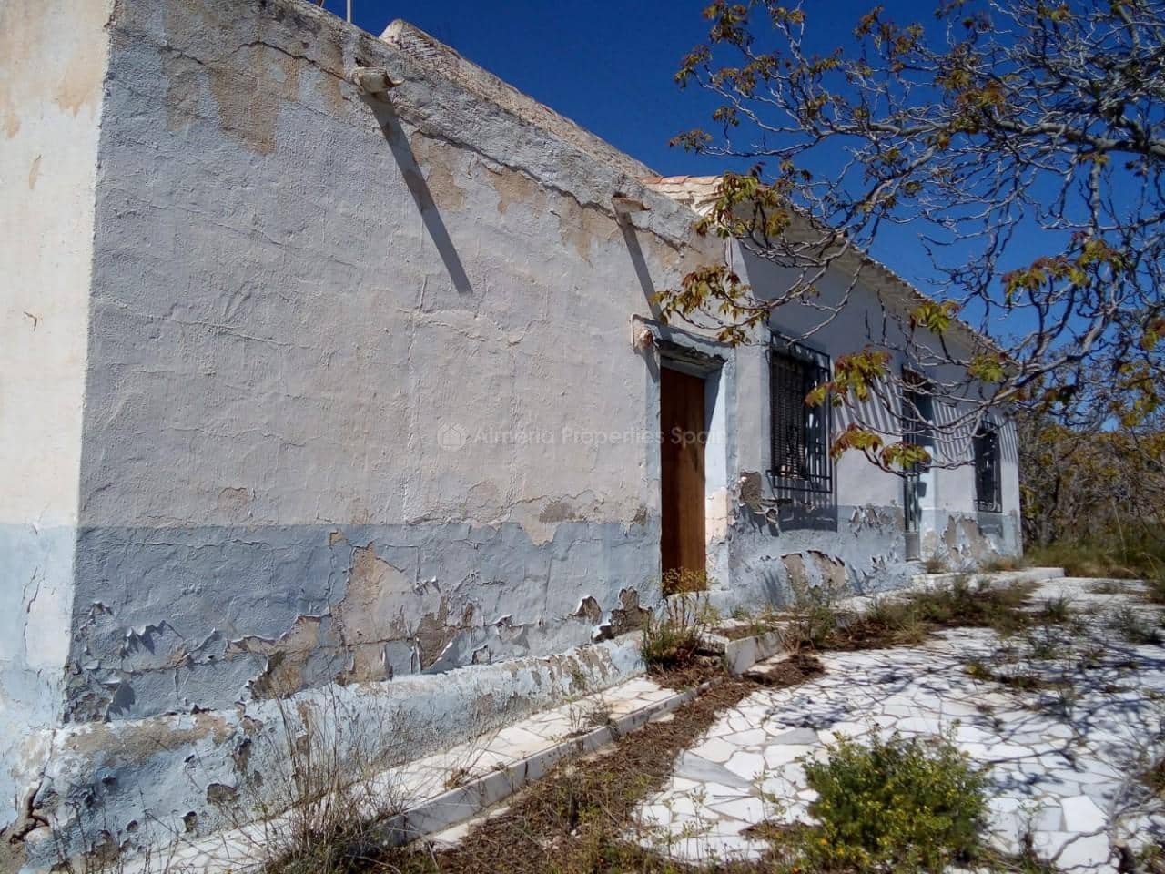 6 bedroom Finca/Country House for sale in Albox - € 65,000 (Ref: 4544616)