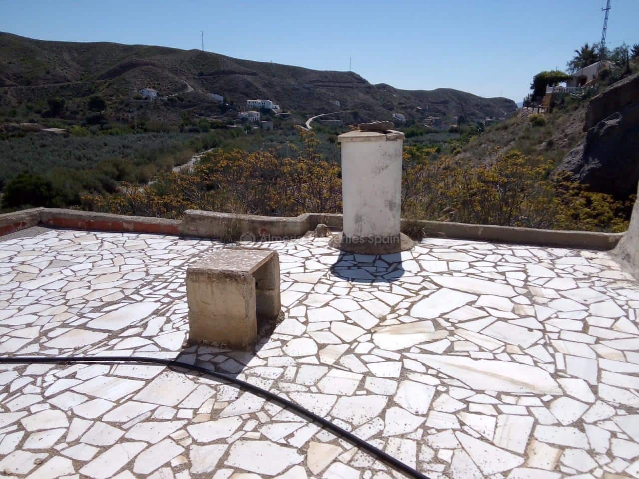 6 bedroom Finca/Country House for sale in Albox - € 65,000 (Ref: 4544616)