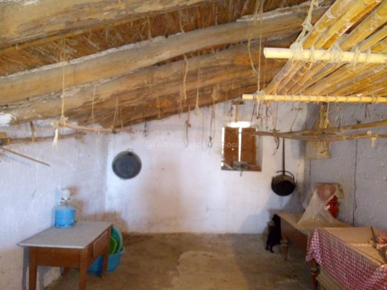 6 bedroom Finca/Country House for sale in Albox - € 65,000 (Ref: 4544616)