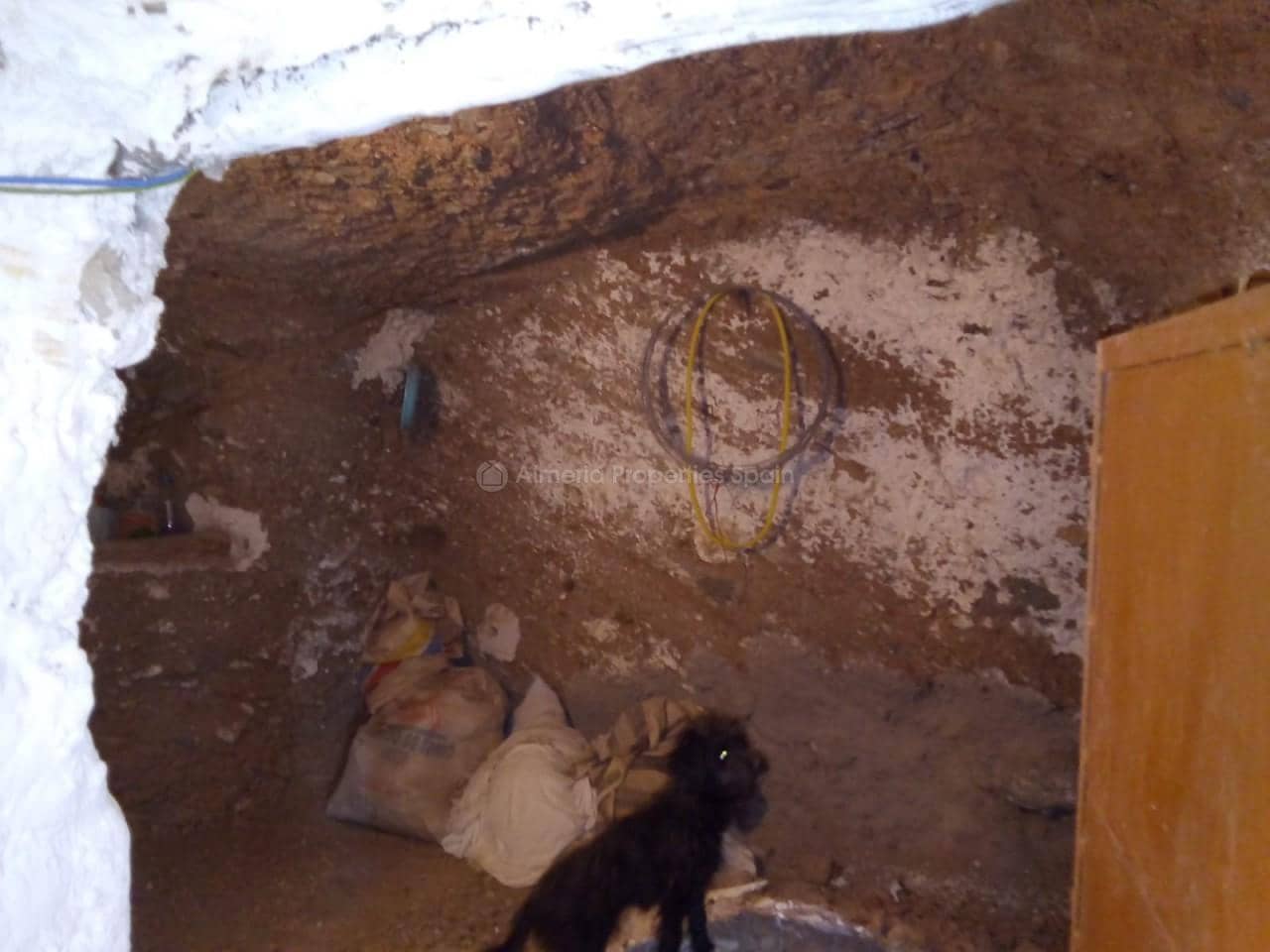 6 bedroom Finca/Country House for sale in Albox - € 65,000 (Ref: 4544616)