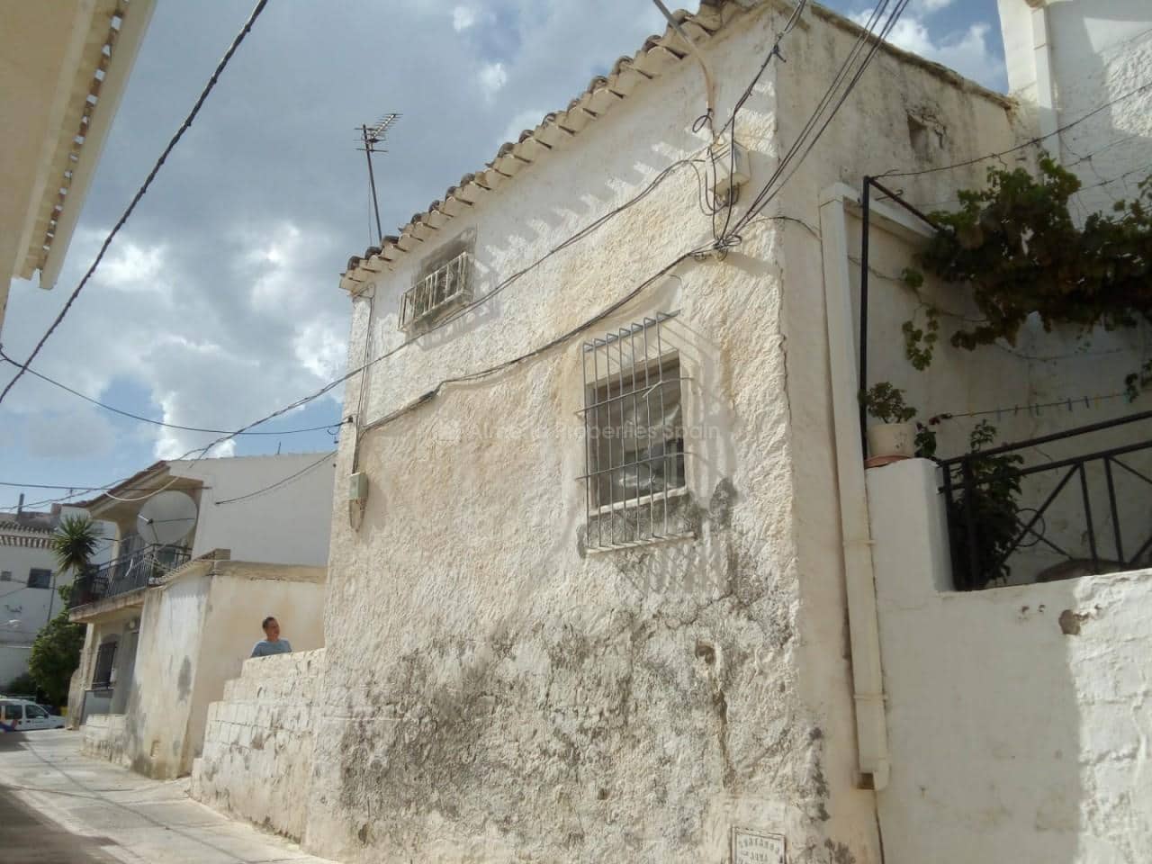 Byhus til salg i Somontin - € 21.000 (Ref: 4723078)