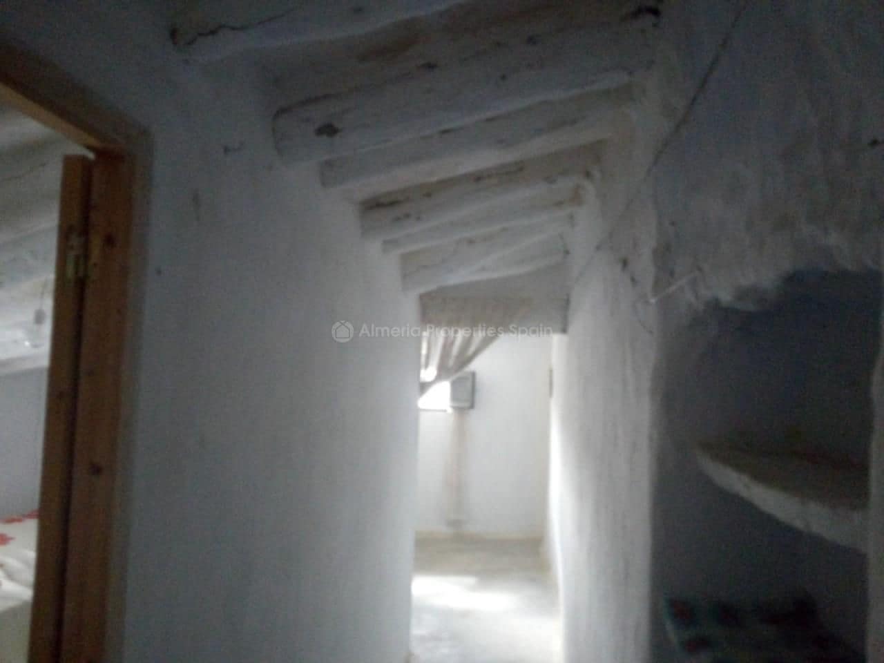 Byhus til salg i Somontin - € 21.000 (Ref: 4723078)