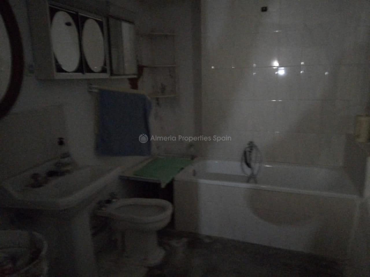 Byhus til salg i Somontin - € 21.000 (Ref: 4723078)