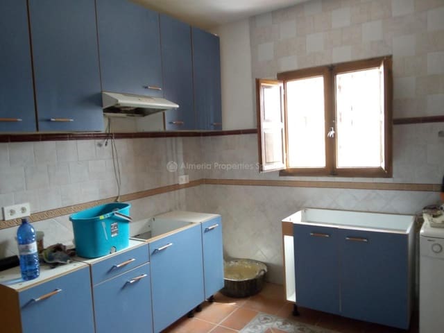 3 bedroom Cave House for sale in Cúllar - € 50,000 (Ref: 4852054)