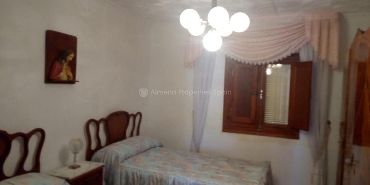 4 soveværelse Byhus til salg i Las Vertientes - € 70.000 (Ref: 5126262)