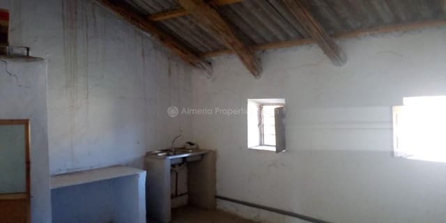 6 soveværelse Byhus til salg i Venta Quemada, Cúllar - € 45.000 (Ref: 5126263)