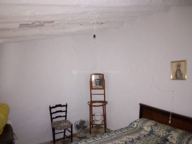 4 soveværelse Byhus til salg i Somontín - € 35.000 (Ref: 5126271)