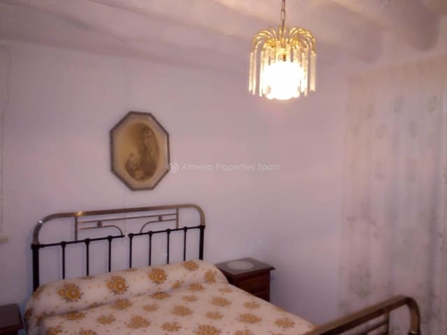 4 soveværelse Byhus til salg i Somontín - € 35.000 (Ref: 5126271)