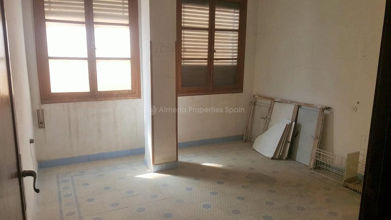 Byhus til salg i Albox - € 90.000 (Ref: 5128441)