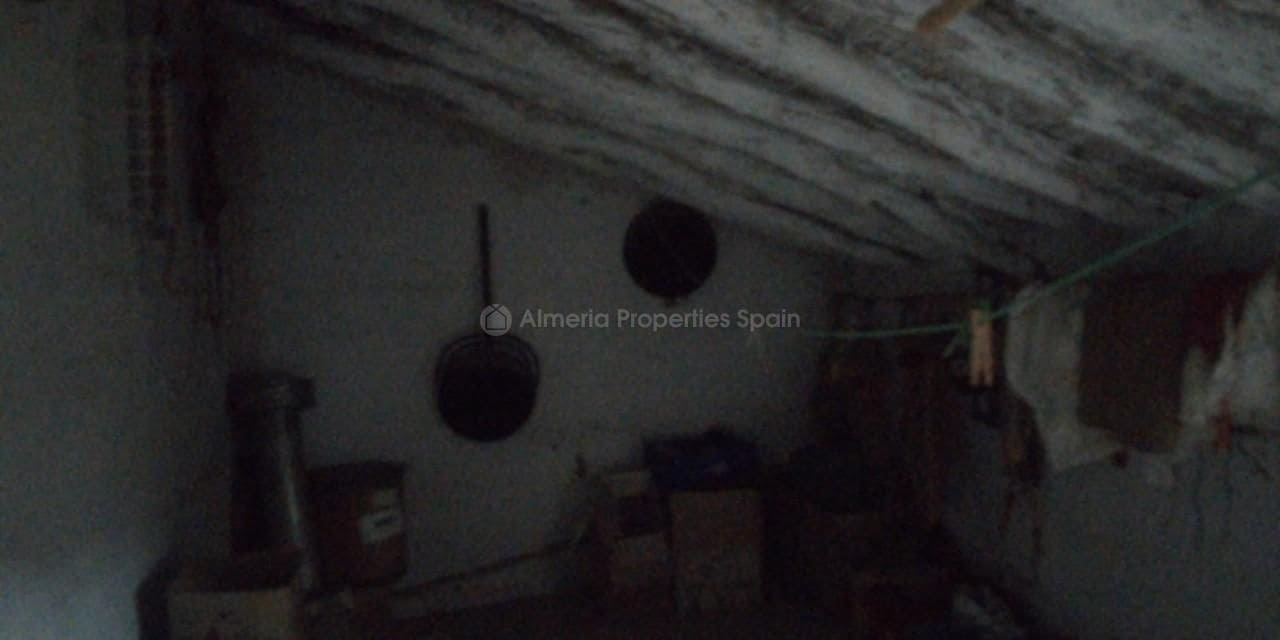 7 bedroom Finca/Country House for sale in Oria - € 85,000 (Ref: 5453455)