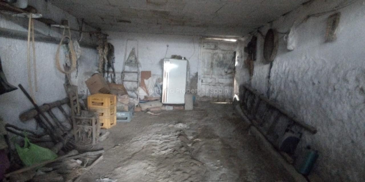 7 bedroom Finca/Country House for sale in Oria - € 85,000 (Ref: 5453455)