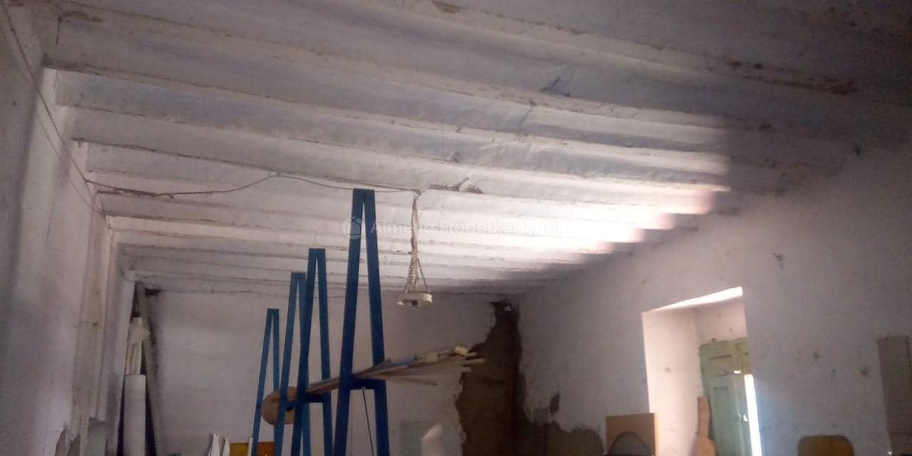 Byhus til salg i Albox - € 40.000 (Ref: 5499125)