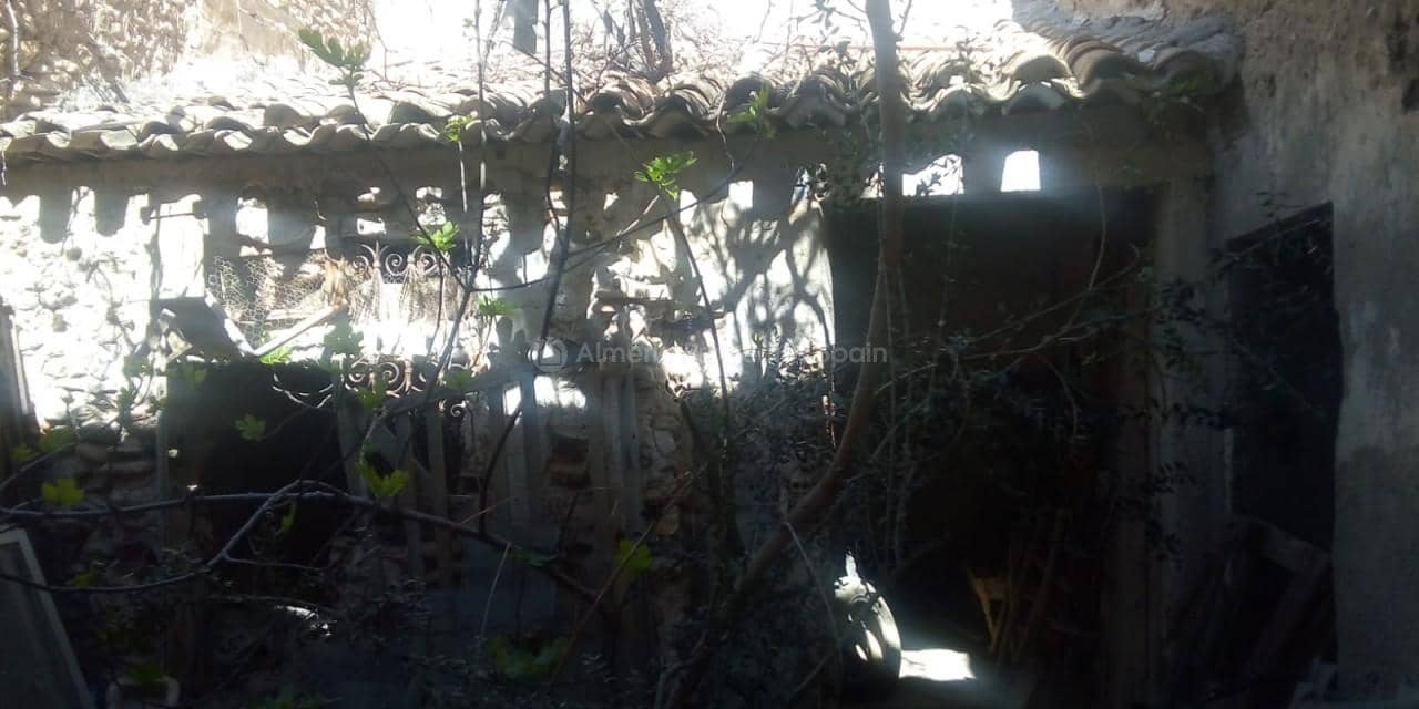 Byhus til salg i Albox - € 40.000 (Ref: 5499125)