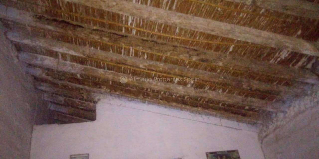 Byhus til salg i Albox - € 40.000 (Ref: 5499125)