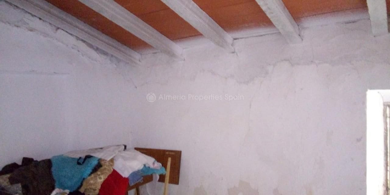 12 soverom Finca/Herregård til salgs i Cantoria - € 65 000 (Ref: 5522302)