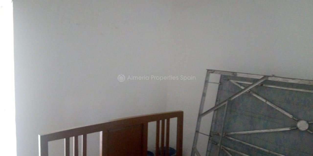 4 slaapkamer Finca/Landhuis te koop in Velez-Rubio - € 50.000 (Ref: 5522303)