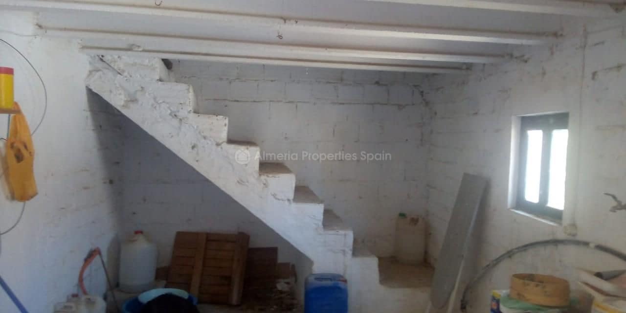 4 slaapkamer Finca/Landhuis te koop in Velez-Rubio - € 50.000 (Ref: 5522303)