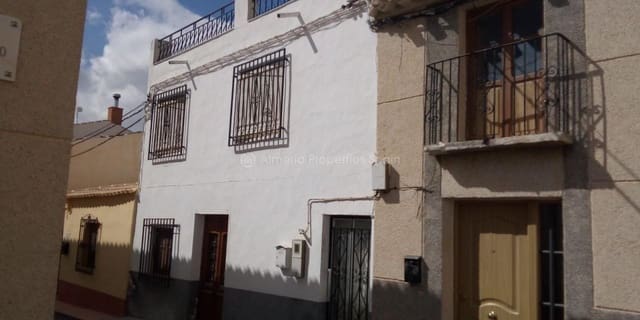 6 slaapkamer Finca/Landhuis te koop in Albox - € 45.000 (Ref: 5532227)