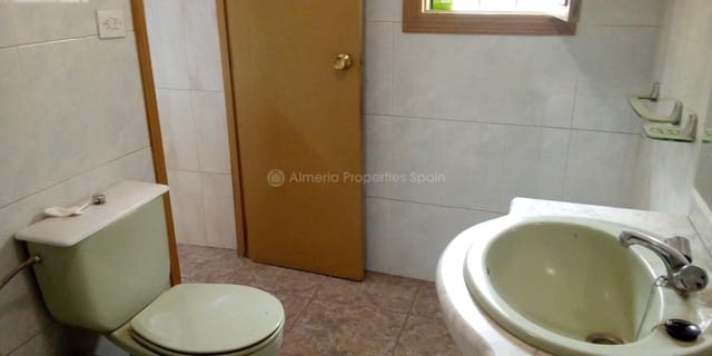 6 slaapkamer Finca/Landhuis te koop in Albox - € 45.000 (Ref: 5532227)