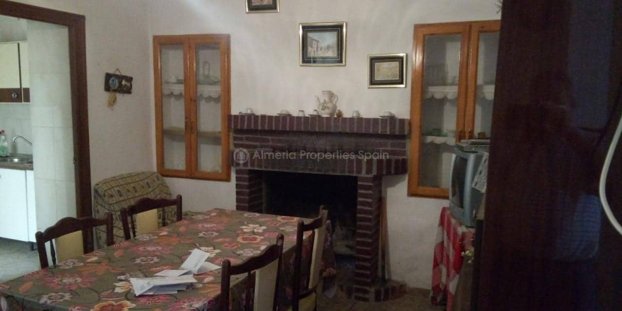 6 slaapkamer Finca/Landhuis te koop in Albox - € 45.000 (Ref: 5532227)