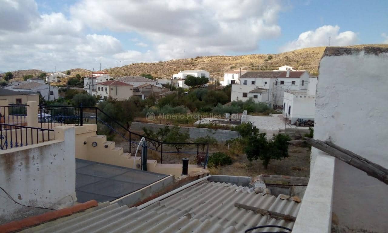 6 slaapkamer Finca/Landhuis te koop in Albox - € 45.000 (Ref: 5532227)