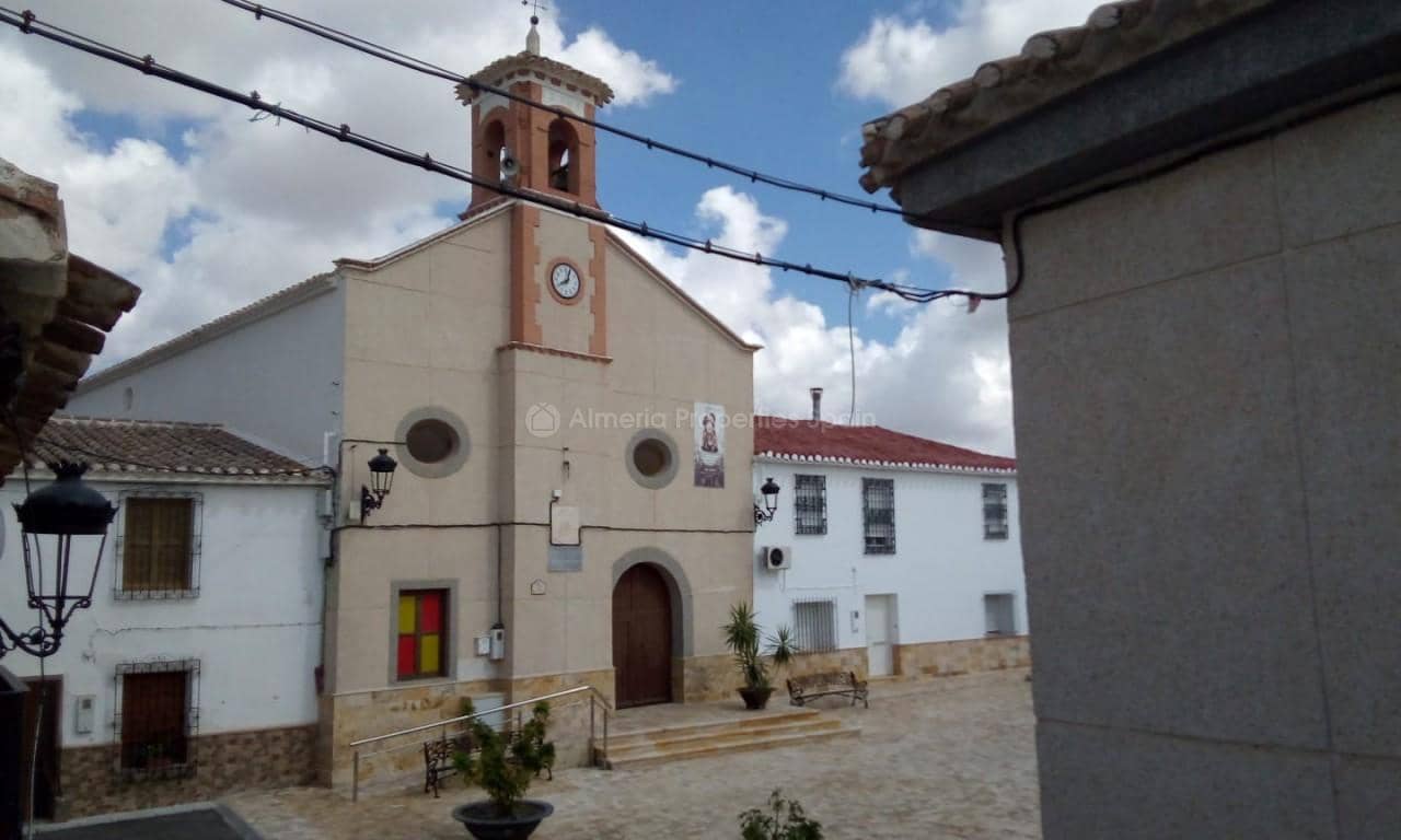 6 slaapkamer Finca/Landhuis te koop in Albox - € 45.000 (Ref: 5532227)