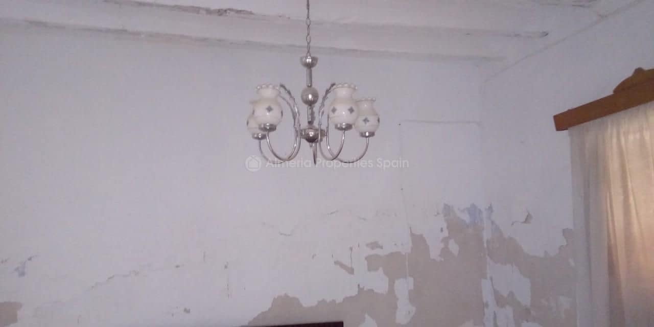 6 soveværelse Finca/Landehus til salg i Arboleas - € 42.500 (Ref: 5536668)