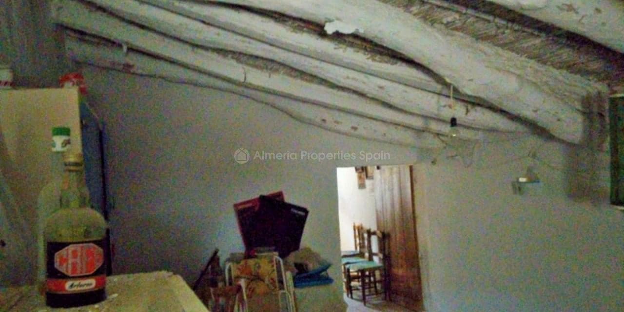 6 soveværelse Finca/Landehus til salg i Arboleas - € 42.500 (Ref: 5536668)