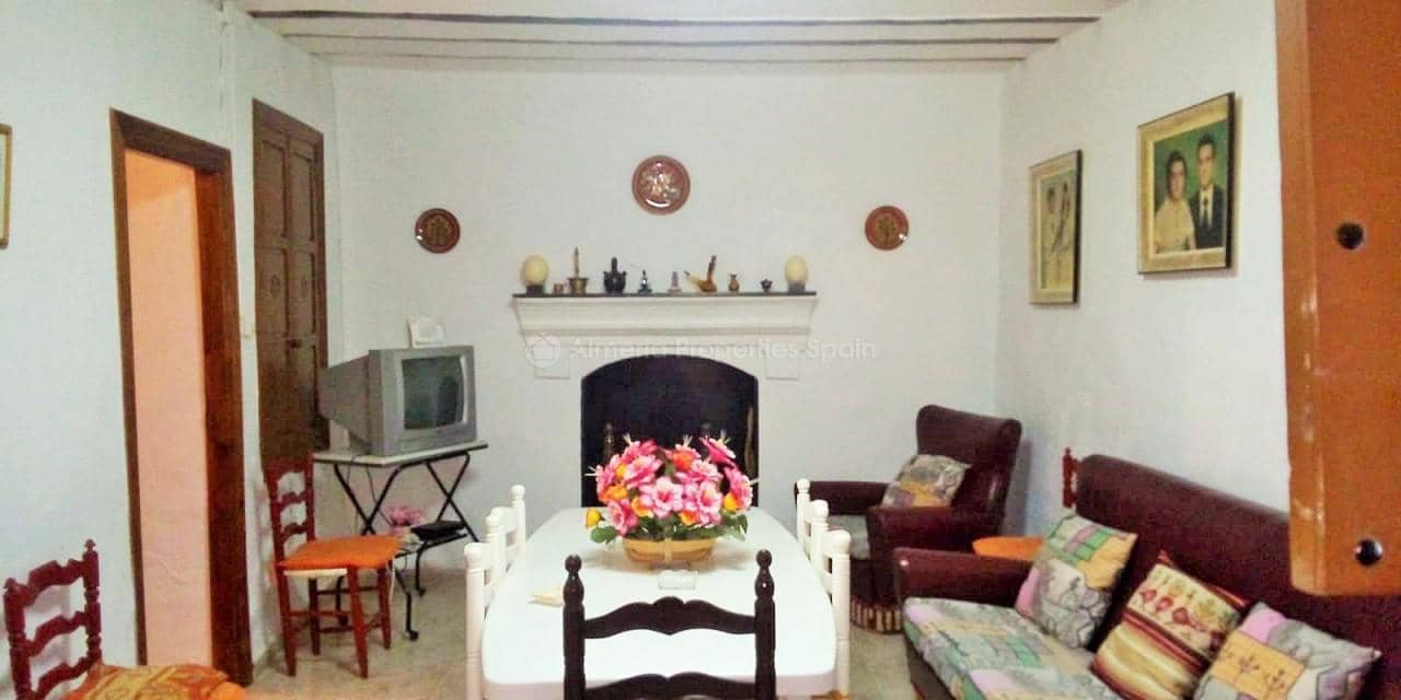 2 soveværelse Finca/Landehus til salg i Albox - € 95.000 (Ref: 5536669)