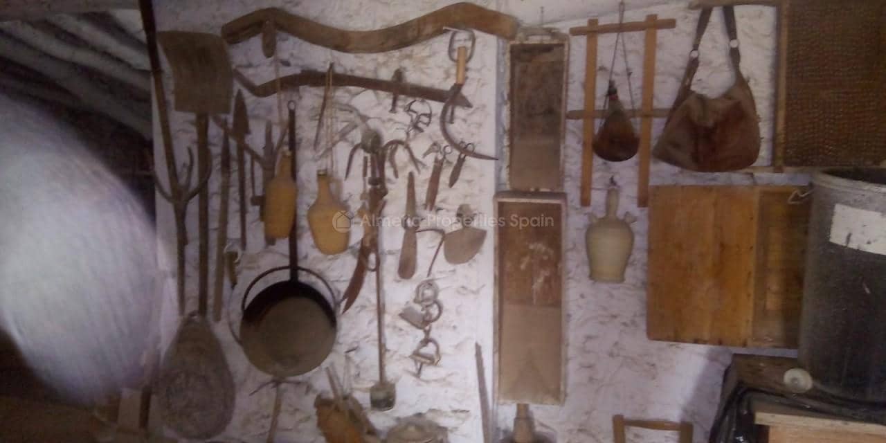 4 soveværelse Finca/Landehus til salg i Cantoria - € 77.000 (Ref: 5640918)