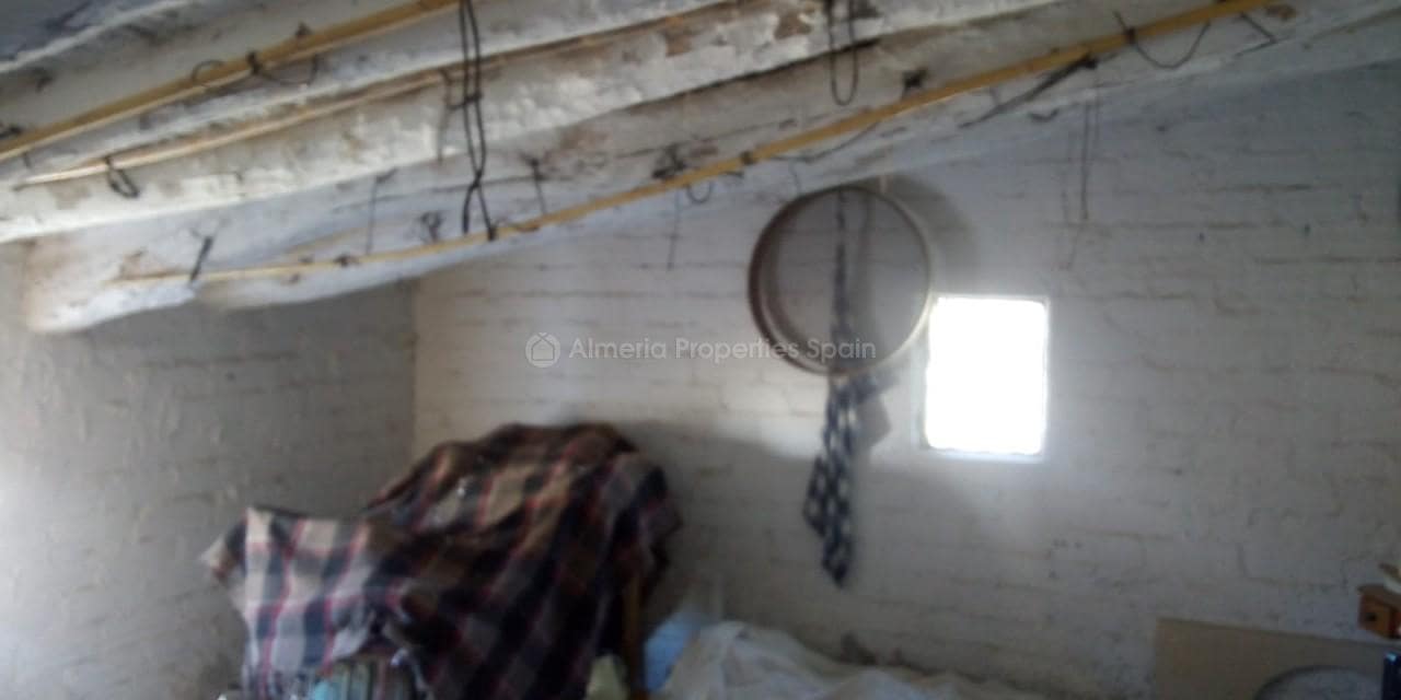 6 soveværelse Finca/Landehus til salg i Seron - € 85.000 (Ref: 5652706)