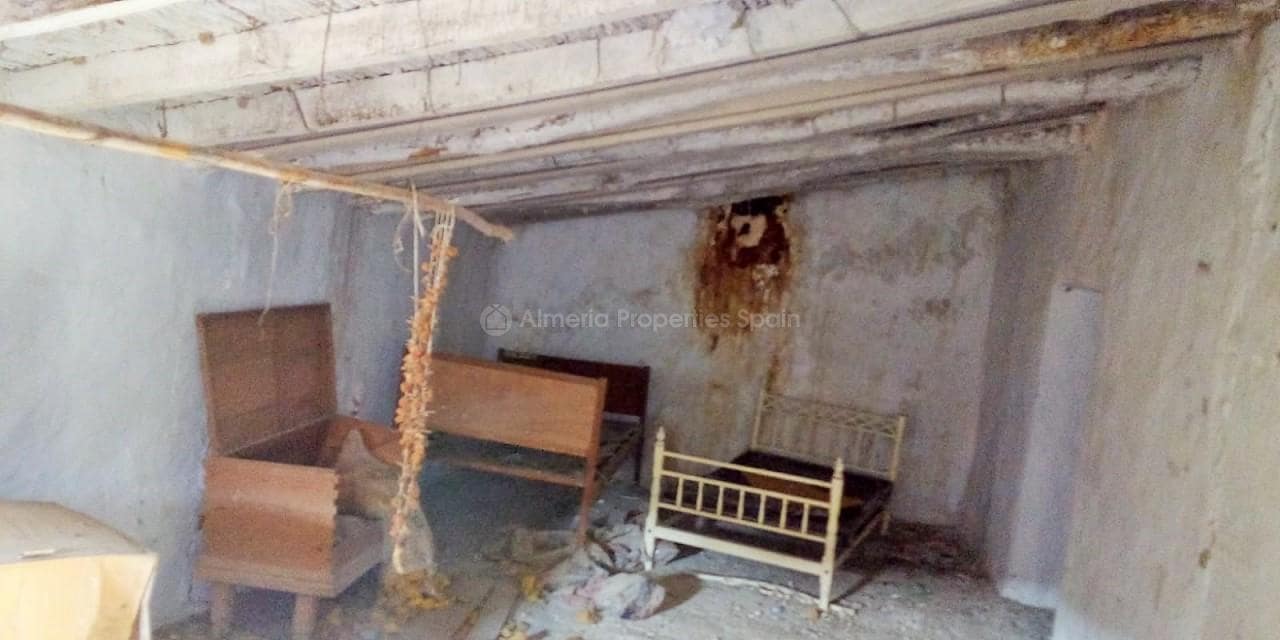 Finca/Herregård til salgs i Arboleas - € 45 000 (Ref: 5922115)