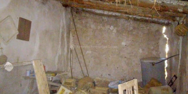 Finca/Landehus til salg i Arboleas - € 45.000 (Ref: 5922115)