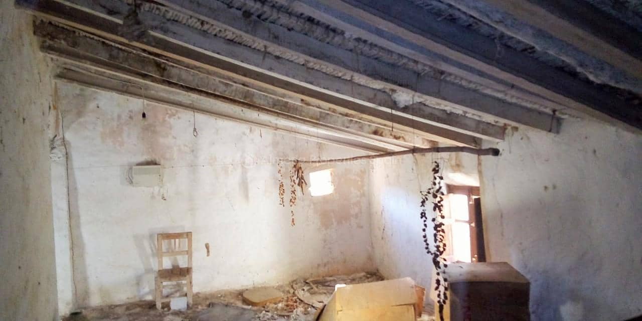 Finca/Herregård til salgs i Arboleas - € 45 000 (Ref: 5922115)