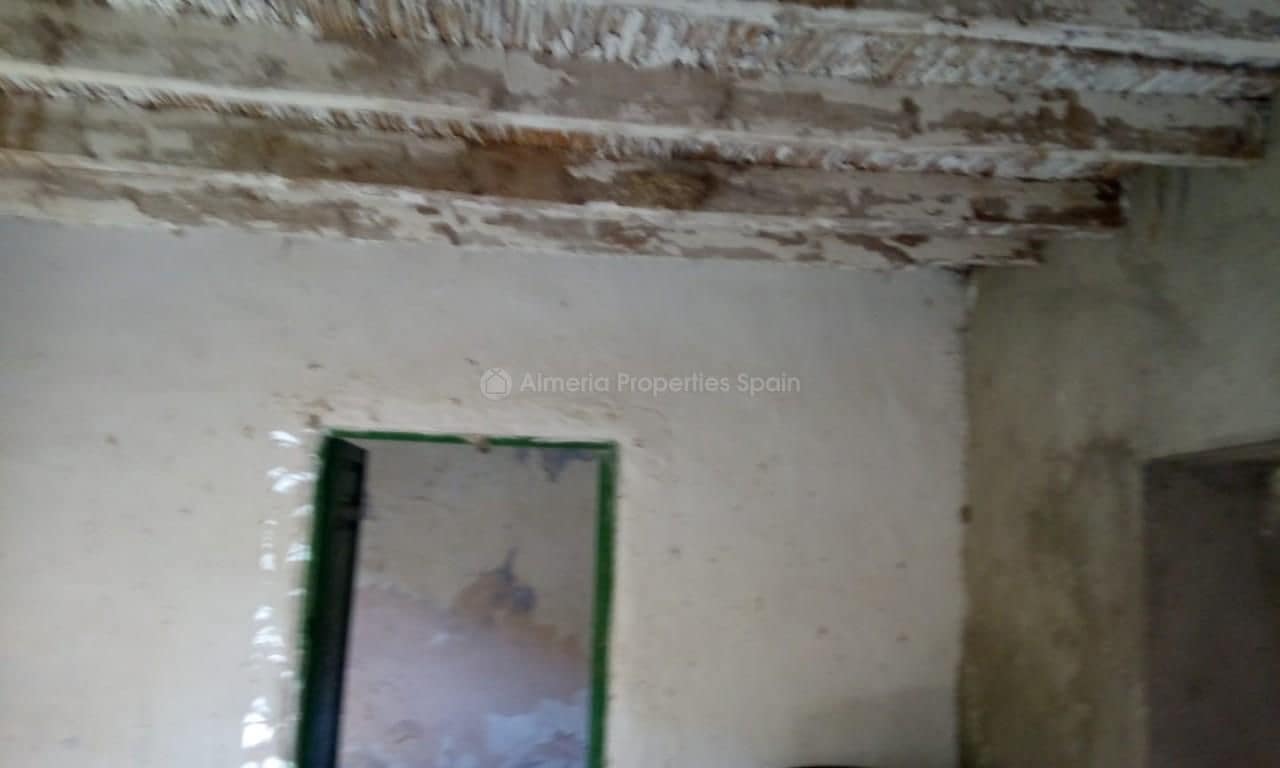 Finca/Herregård til salgs i Arboleas - € 48 000 (Ref: 6340279)