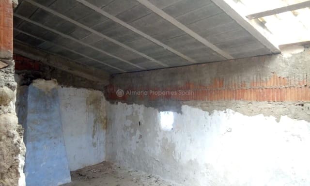 Finca/Landehus til salg i Arboleas - € 48.000 (Ref: 6340279)