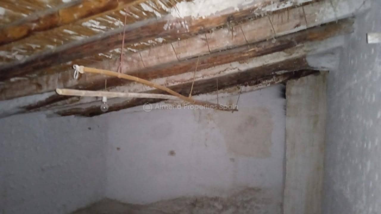 Byhus til salg i Albox - € 40.000 (Ref: 6389575)