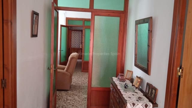 6 soveværelse Finca/Landehus til salg i Zurgena - € 120.000 (Ref: 6447117)