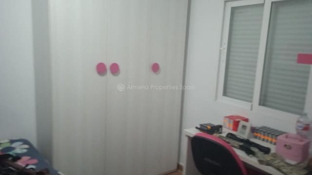 2 makuuhuone Omakotitalo myytävänä paikassa Oria - 65 000 € (Ref: 6495578)