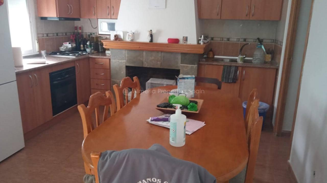 2 makuuhuone Omakotitalo myytävänä paikassa Oria - 65 000 € (Ref: 6495578)