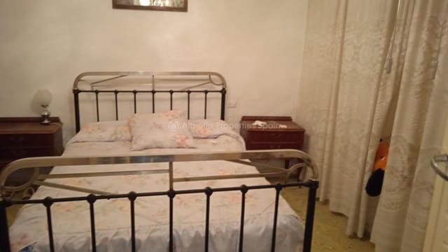 7 slaapkamer Finca/Landhuis te koop in Los Cerricos, Oria - € 35.000 (Ref: 6495579)