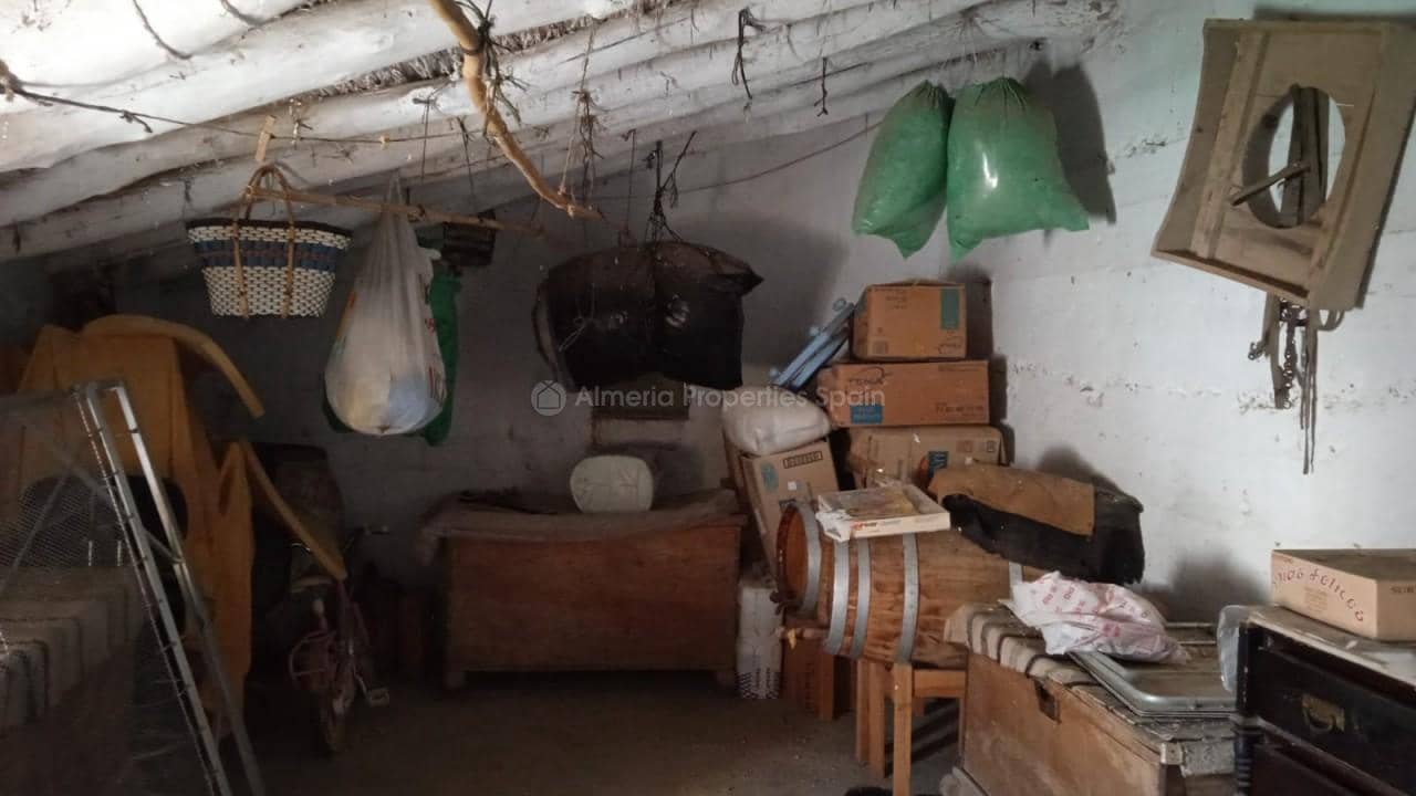 7 slaapkamer Finca/Landhuis te koop in Los Cerricos - € 35.000 (Ref: 6495579)