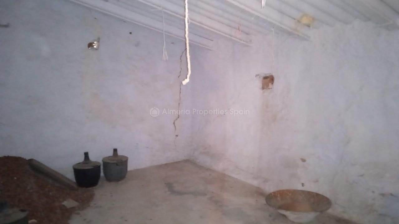 5 soveværelse Finca/Landehus til salg i Huercal-Overa - € 230.000 (Ref: 6583788)
