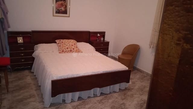 5 makuuhuone Maalaistalo myytävänä paikassa Oria - 160 000 € (Ref: 6583789)