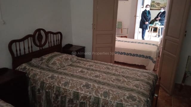 4 camera da letto Finca/Casa di Campagna in vendita in Oria - 80.000 € (Rif: 6631588)