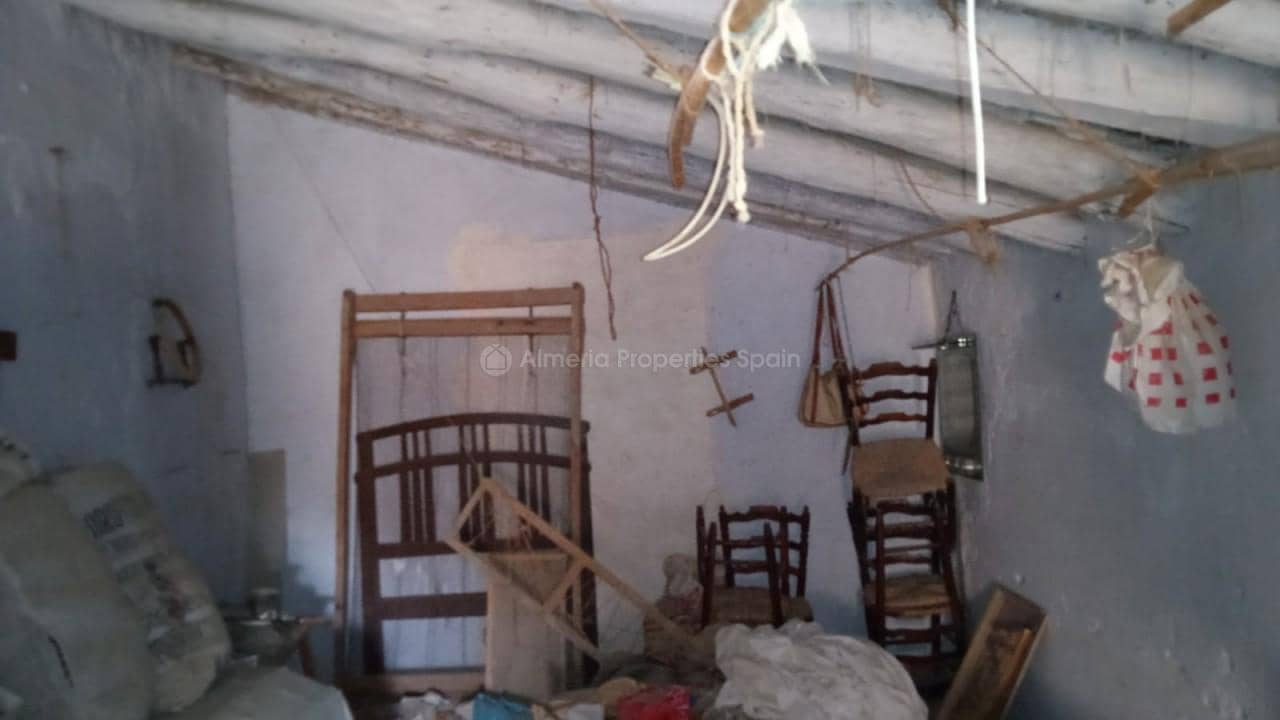 4 soverom Finca/Herregård til salgs i Oria - € 80 000 (Ref: 6631588)