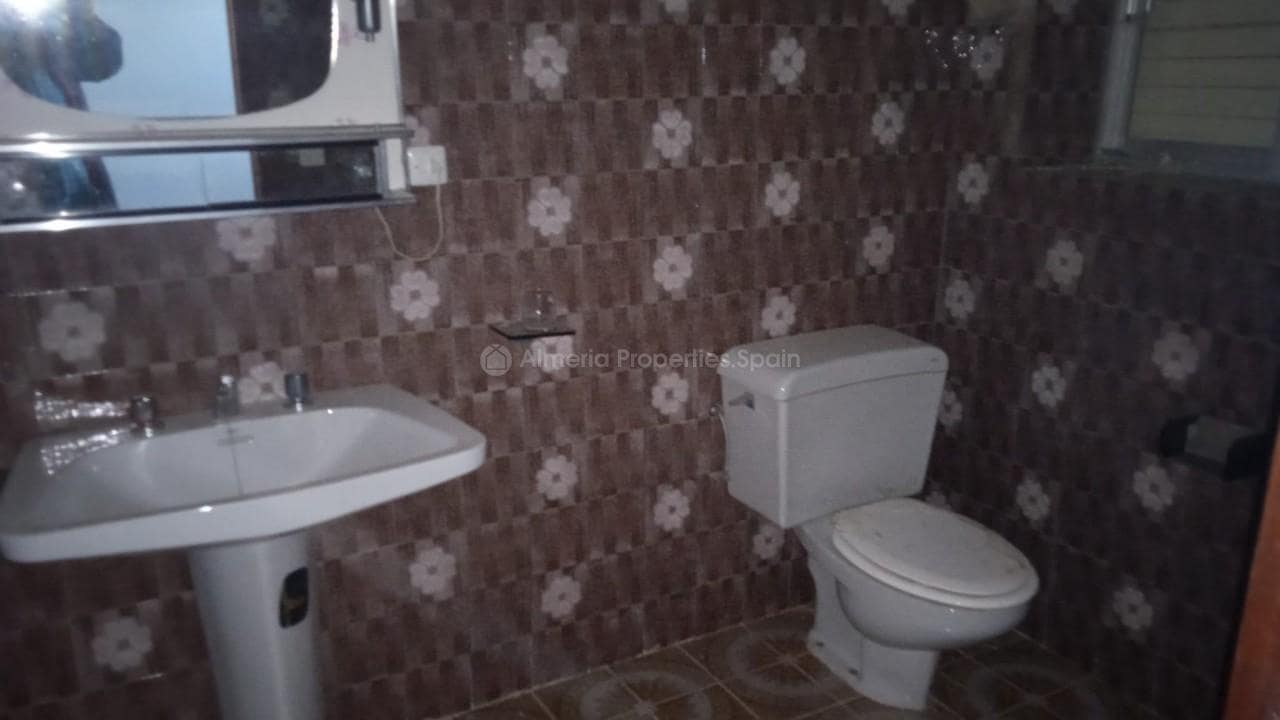 5 soveværelse Finca/Landehus til salg i Zurgena - € 170.000 (Ref: 6666742)