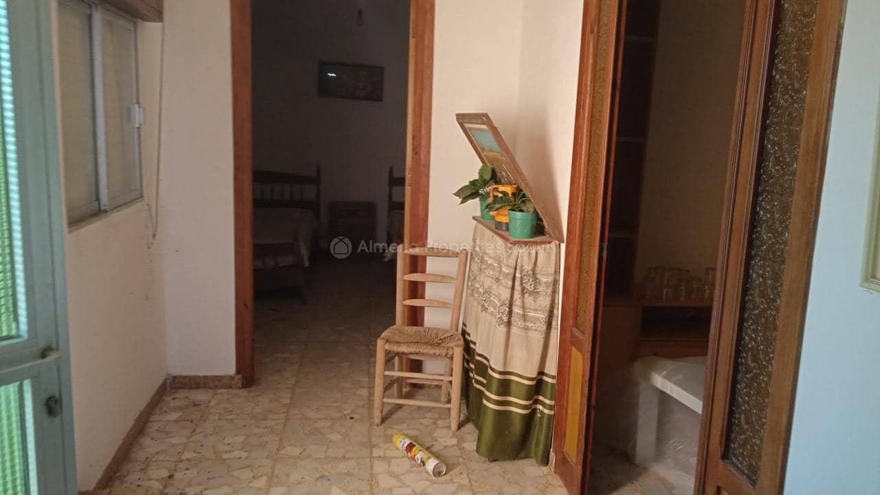 5 soveværelse Finca/Landehus til salg i Zurgena - € 170.000 (Ref: 6666742)